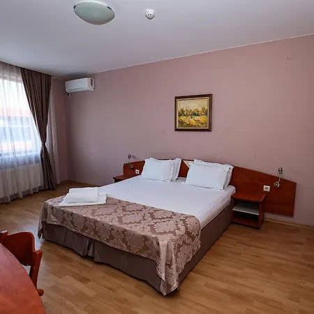 Hotel Philippopolis 3*
